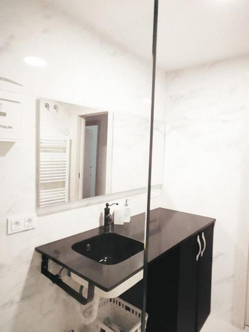 Center Wifi Parking Free Apartment Granada Bagian luar foto